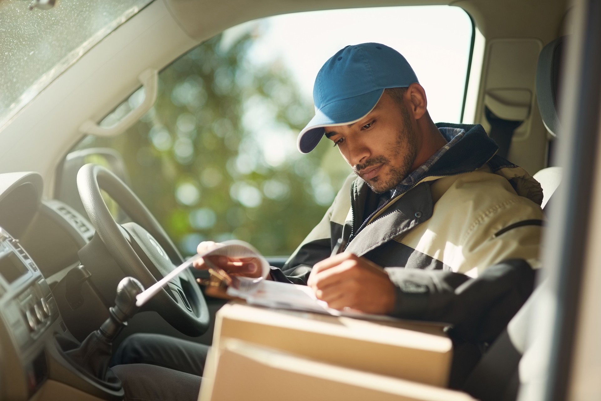 Updating his delivery status